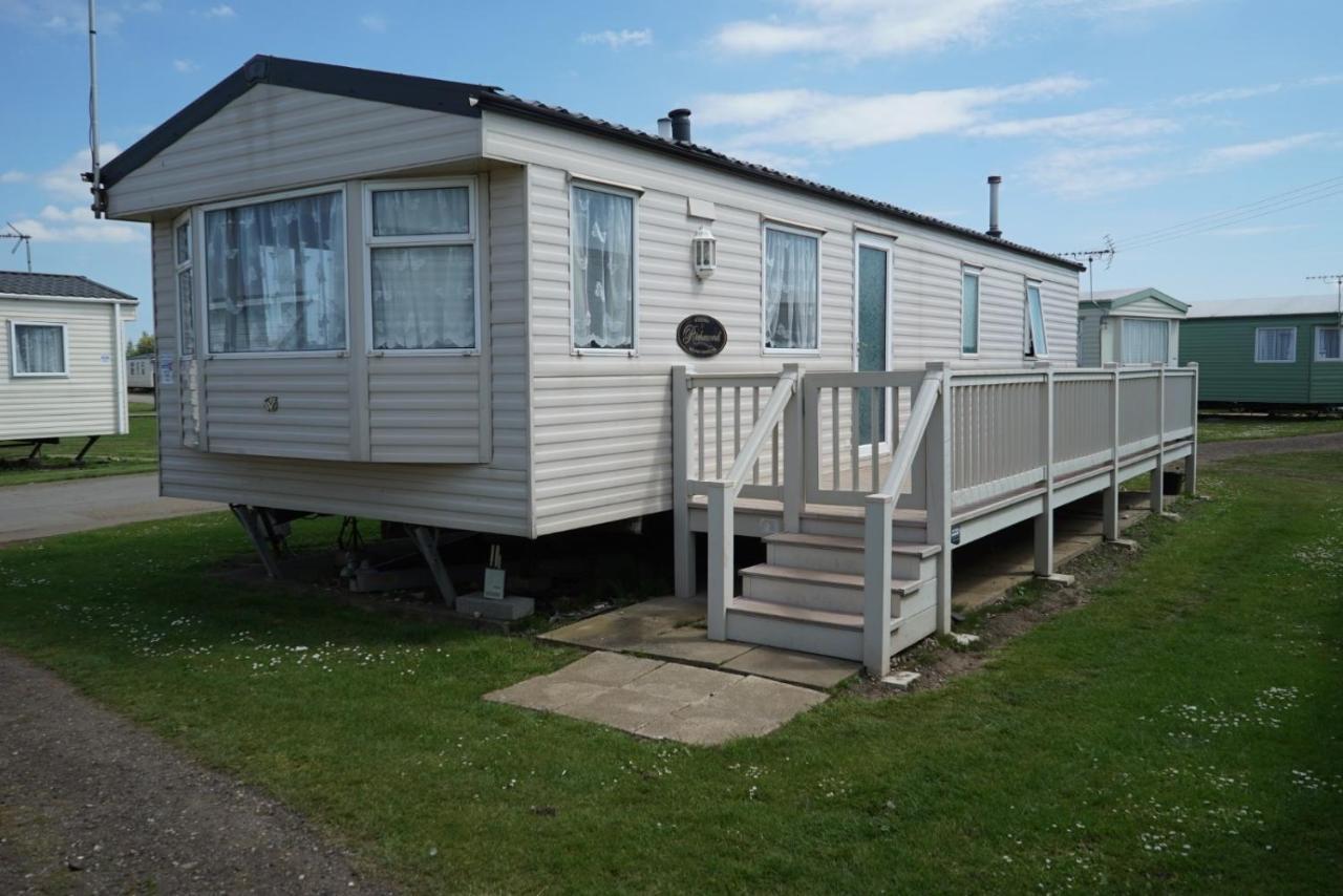 Lyntons 3 Bedroom Caravan Pets Stay Free Linen Included Heacham Bagian luar foto
