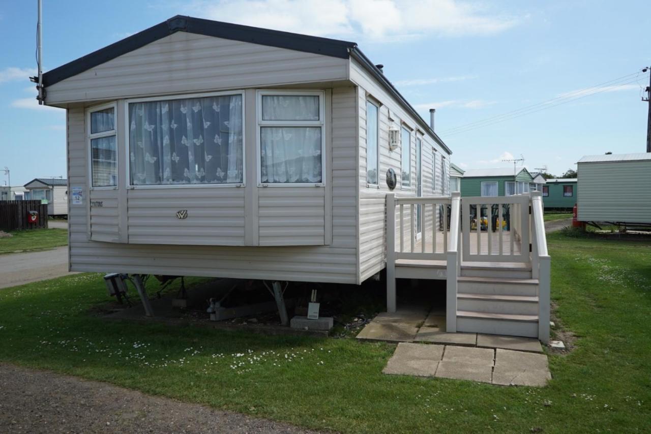 Lyntons 3 Bedroom Caravan Pets Stay Free Linen Included Heacham Bagian luar foto