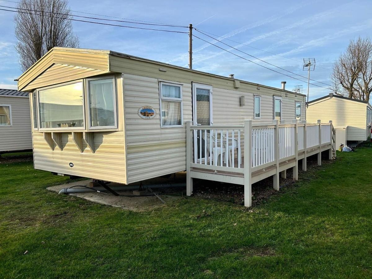 Lyntons 3 Bedroom Caravan Pets Stay Free Linen Included Heacham Bagian luar foto